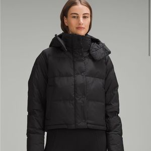 Lululemon Wunder puff cropped size 8